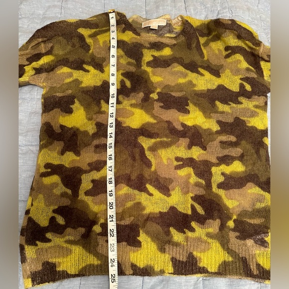Michael Kors Fine Knit Camo Sweater - Picture 8 of 9